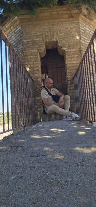 633148134: Chico busca chica en Sevilla