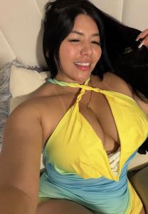 607541098: Chica busca chico en Sevilla