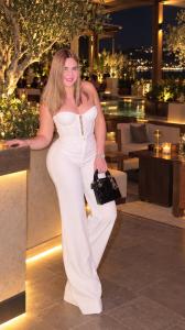 647045732: Chica busca chico en Ibiza