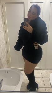669022765: Chica busca chico en Barcelona