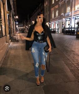 667035001: Chica busca chico en Almería