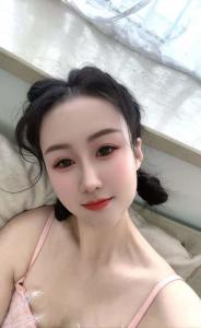 651897772: Chica busca chico en Madrid