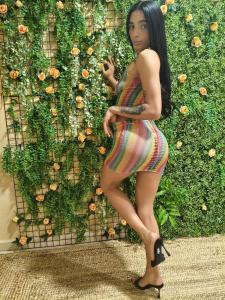 664874220: Chica busca chico en Madrid