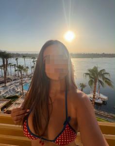604249855: Chica busca chico en León