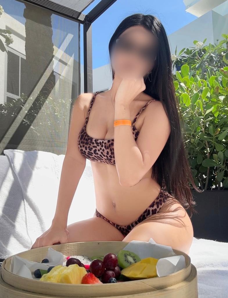 Chica busca chico en Sevilla: 
