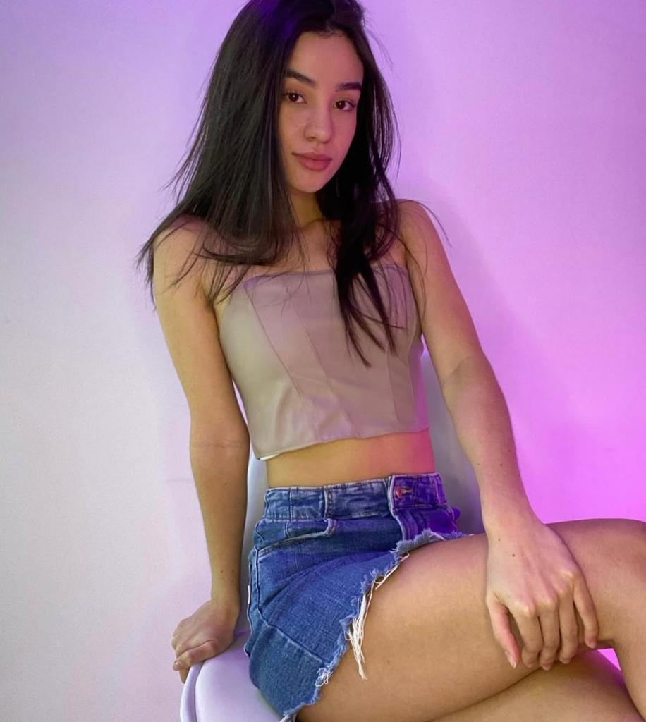 642729241: Chica busca chico en Cáceres