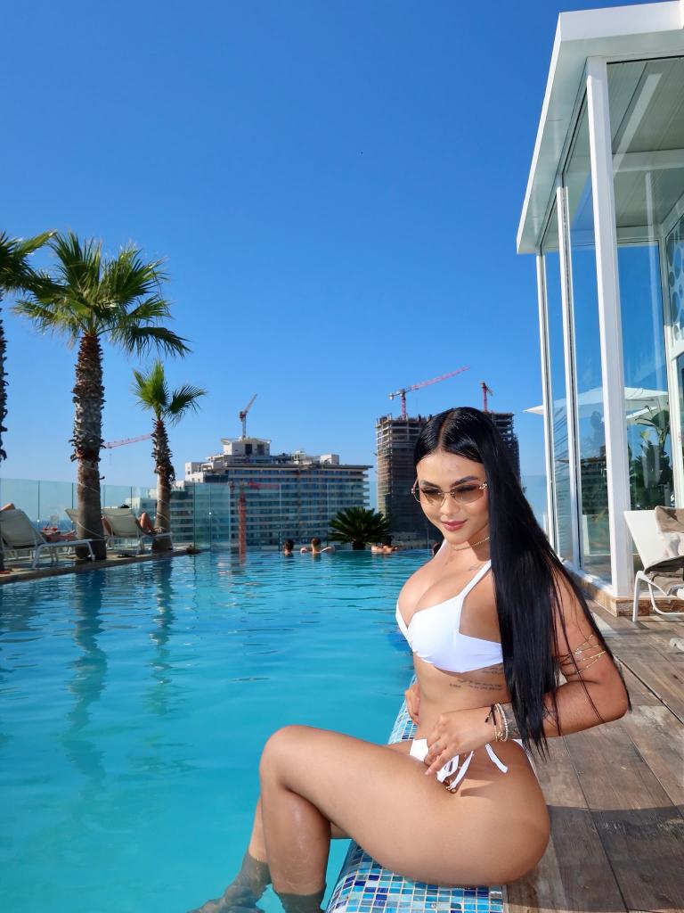 613697097: Chica busca chico en Salamanca