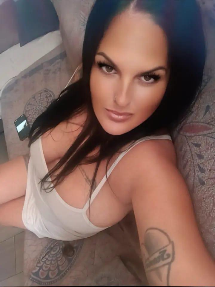 Chica busca chico en Sevilla: 