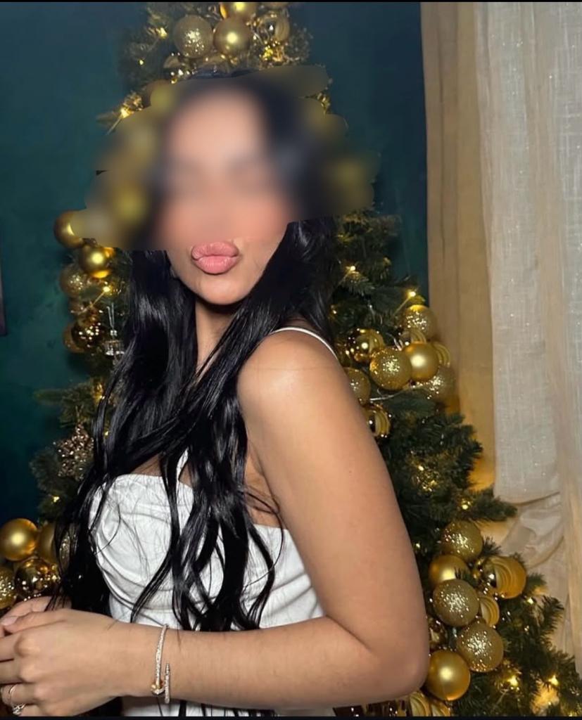 Chica busca chico en Zaragoza: Chica busca chico