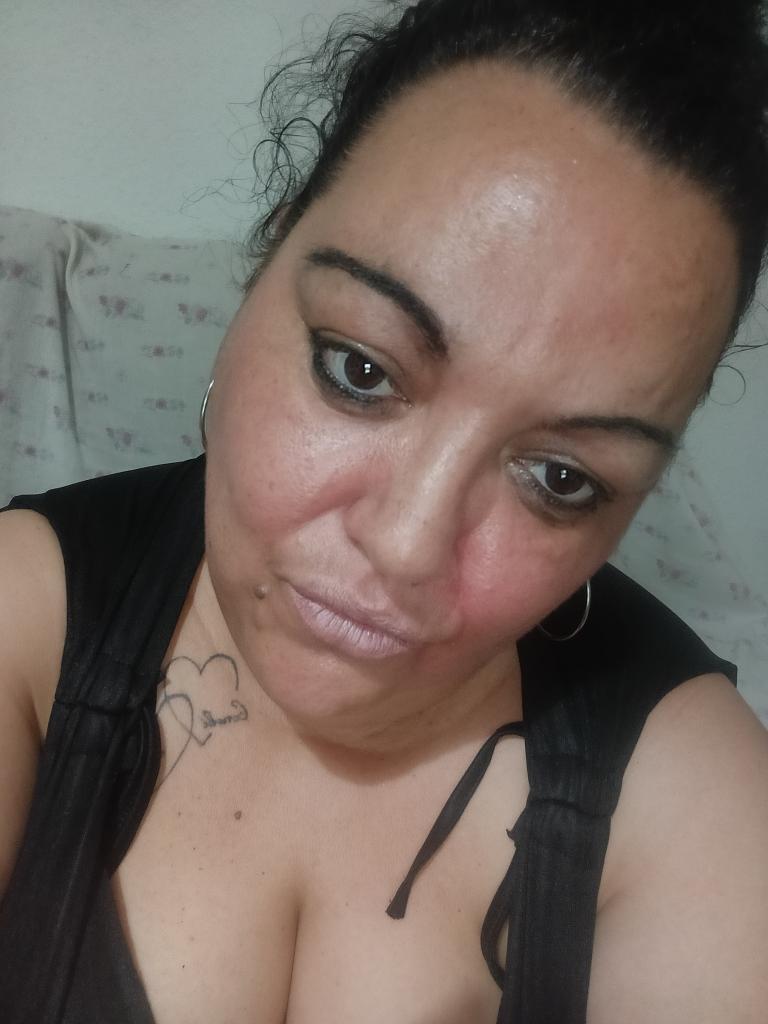 Chica busca chico en Sevilla: 