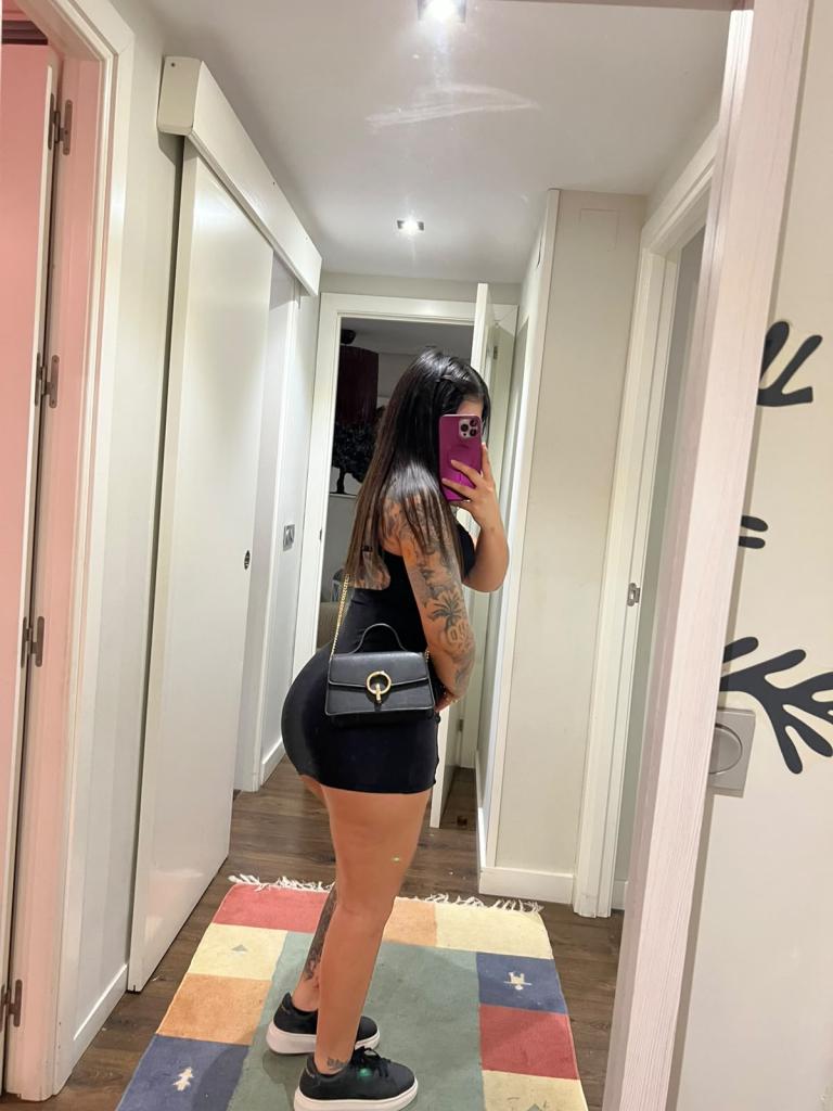Chica busca chico en Almería: 