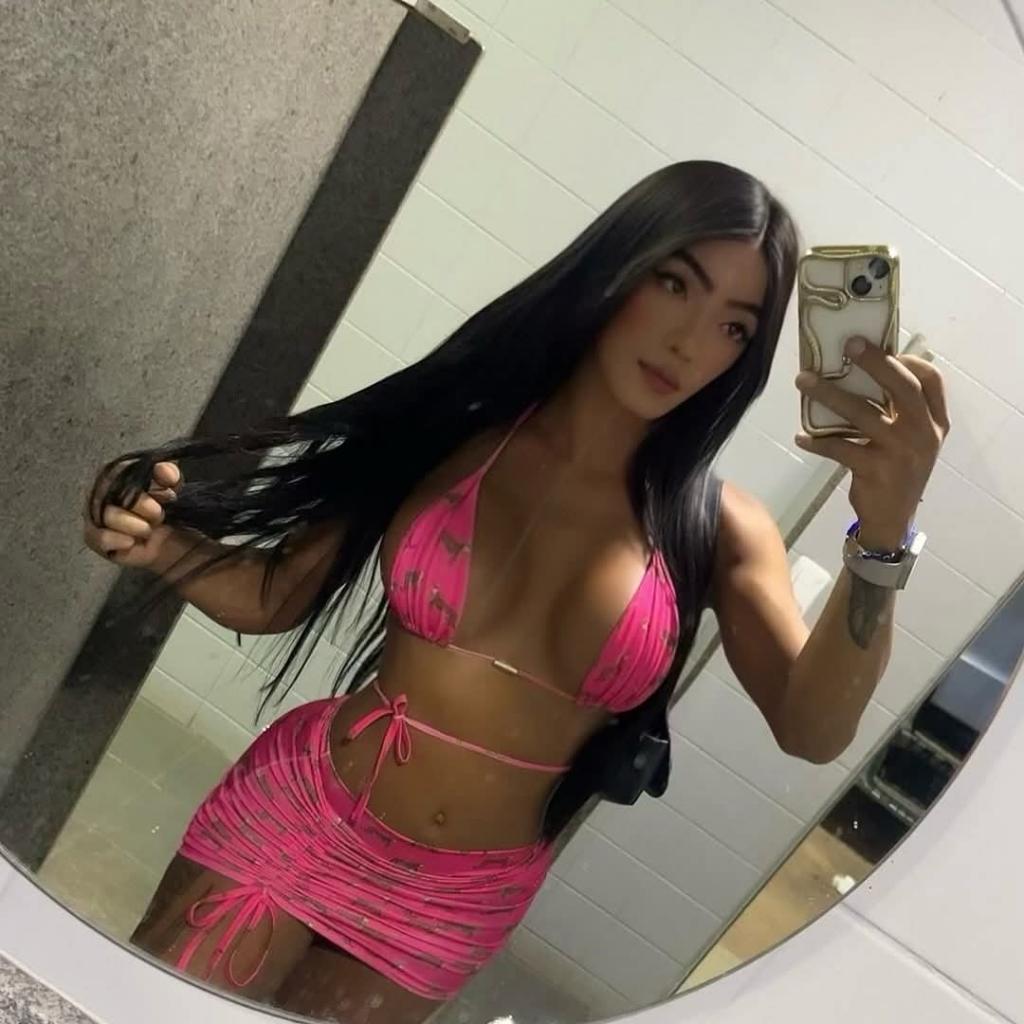 670656741: Travesti en Gerona