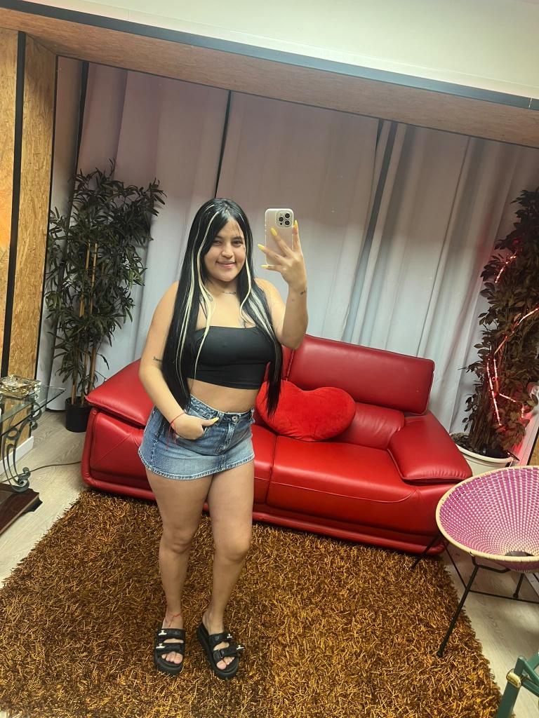 673934105: Chica busca chico en Valencia