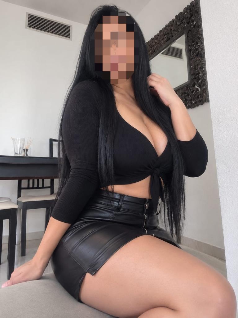 Chica busca chico en Sevilla: 