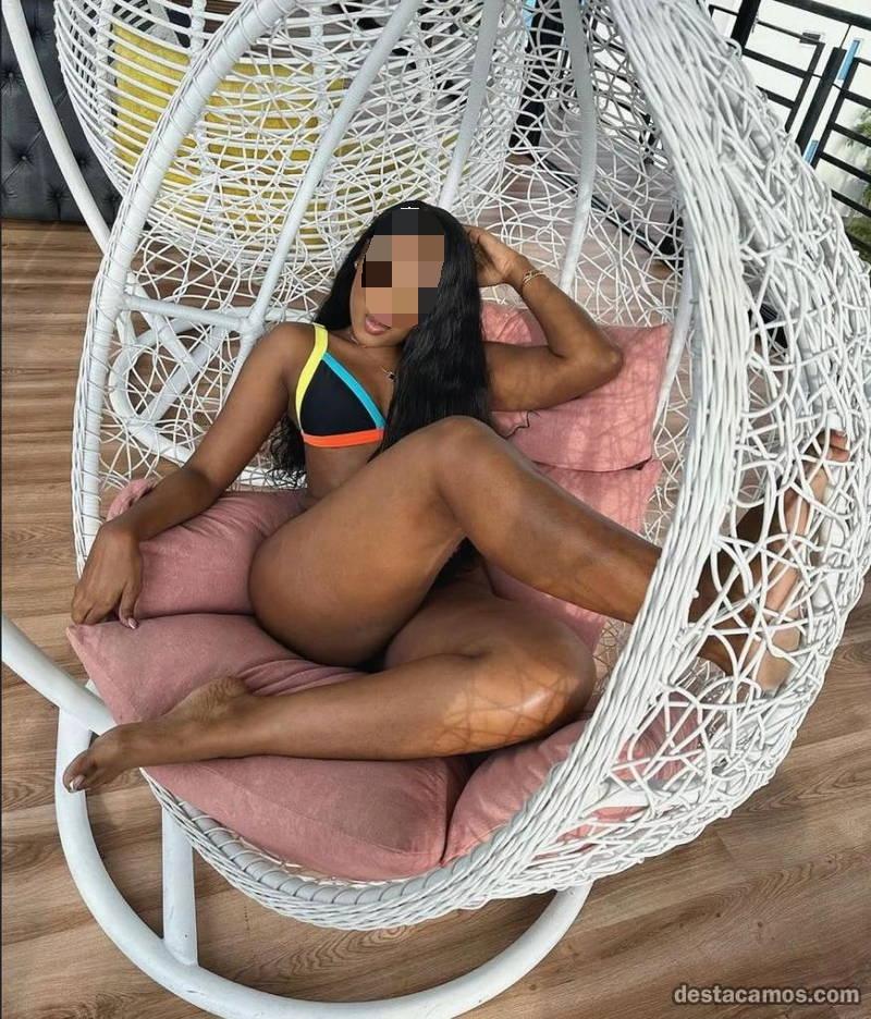 Chica busca chico en Menorca: 