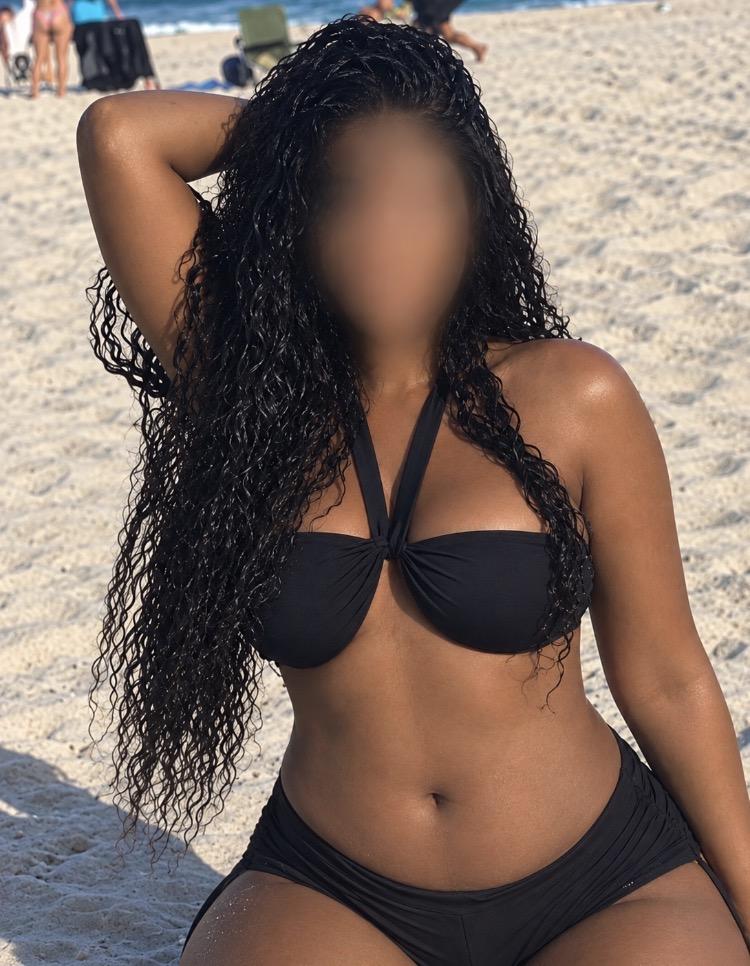 Chica busca chico en Cádiz: 