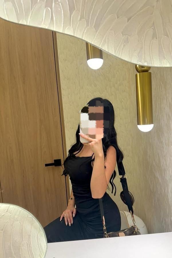 637096710: Chica busca chico en Málaga