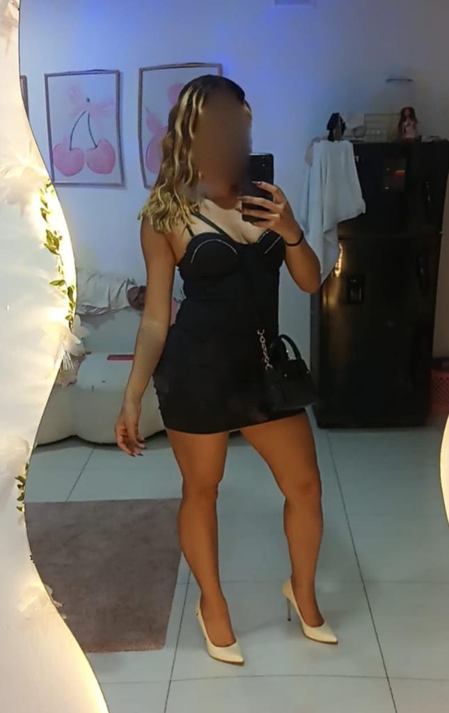 Chica busca chico en Ibiza: 