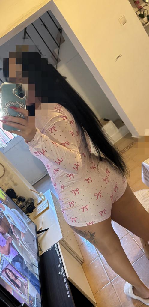 673899694: Chica busca chico en Cádiz