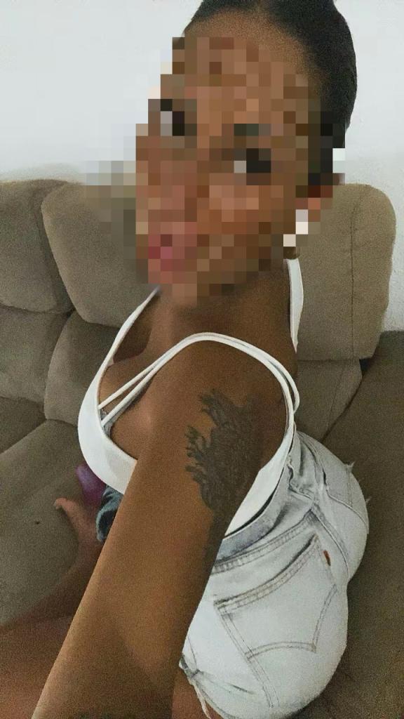 667704372: Chica busca chico en Valencia