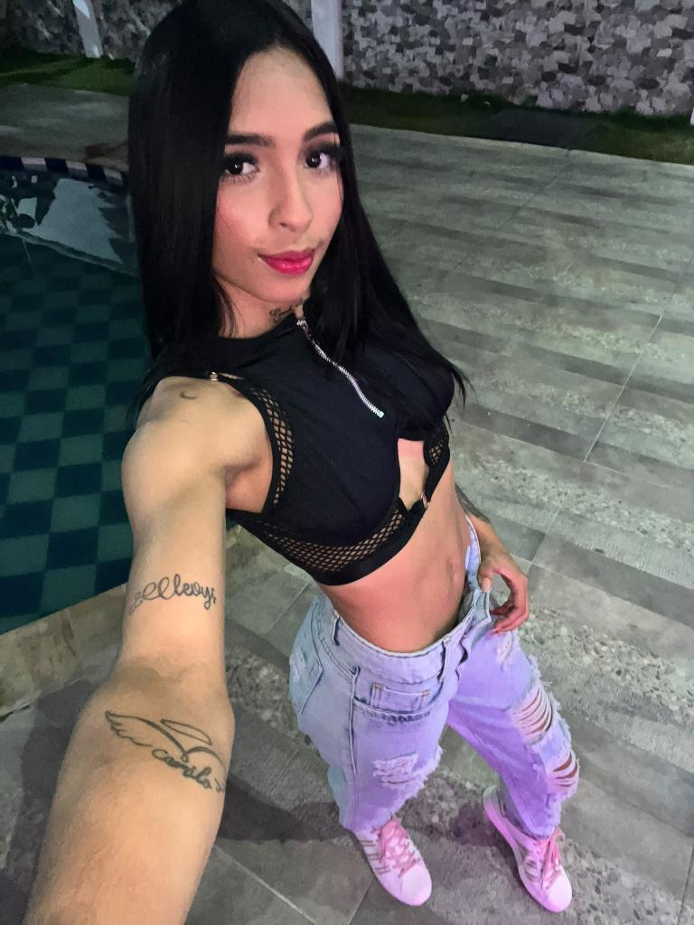 678449414: Chica busca chico en Madrid