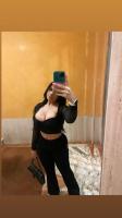 664248198: Chica busca chico en Sevilla