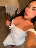 614735209: Chica busca chico en Valencia