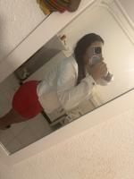 673364960: Chica busca chico en Sevilla