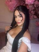663363455: Chica busca chico en Barcelona