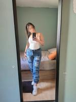 677357278: Chica busca chico en Cádiz
