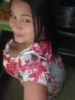 643428490: Chica busca chico en Sevilla