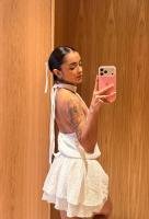 667940200: Chica busca chico en Barcelona