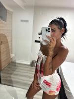 624518827: Chica busca chico en Madrid