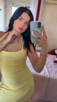 745002935: Chica busca chico en Sevilla