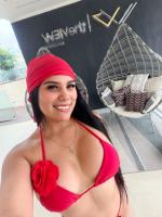 671785363: Chica busca chico en Málaga
