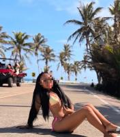 658271254: Chica busca chico en Barcelona