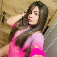 669022765: Chica busca chico en Barcelona