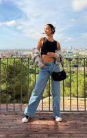 667940200: Chica busca chico en Barcelona