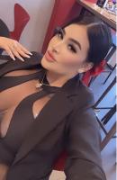 667717303: Chica busca chico en Gerona