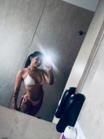 617746381: Chica busca chico en Madrid
