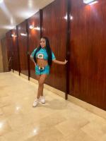 677268848: Chica busca chico en Barcelona