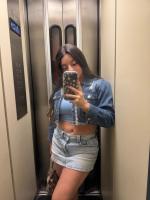 613557125: Chica busca chico en Alicante