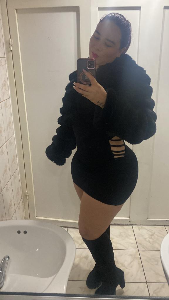 669022765: Chica busca chico en Barcelona