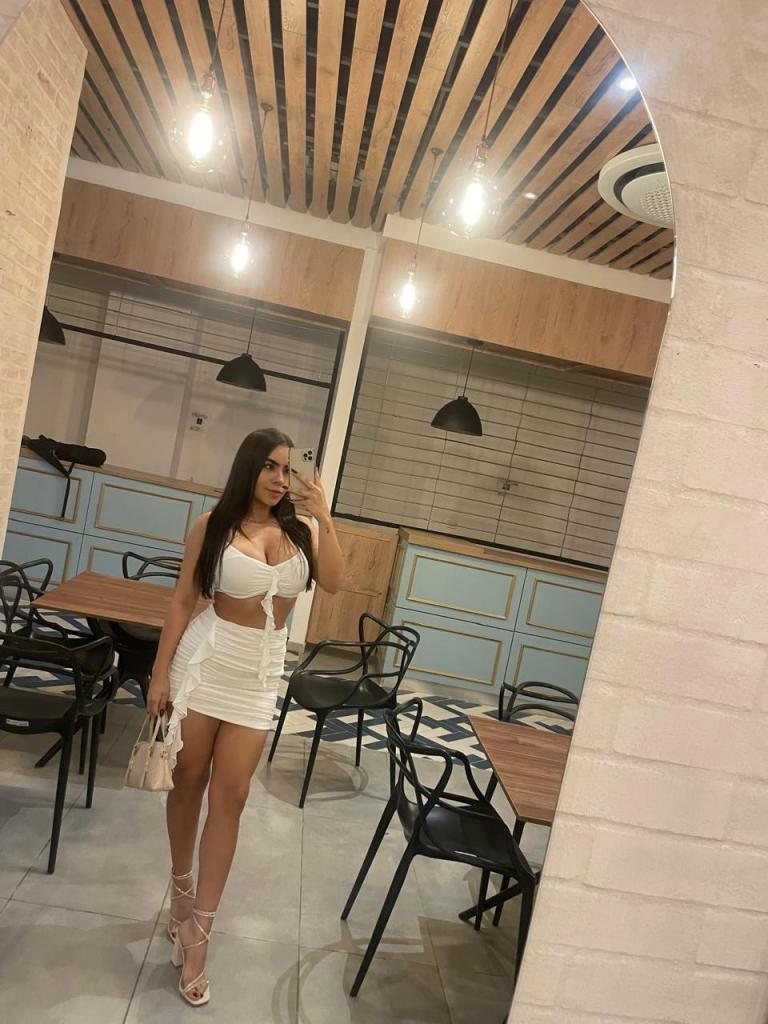 Chica busca chico en Barcelona: 