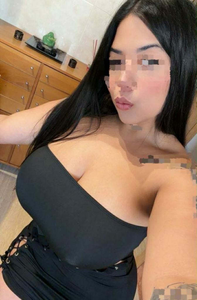 Chica busca chico en Barcelona: 