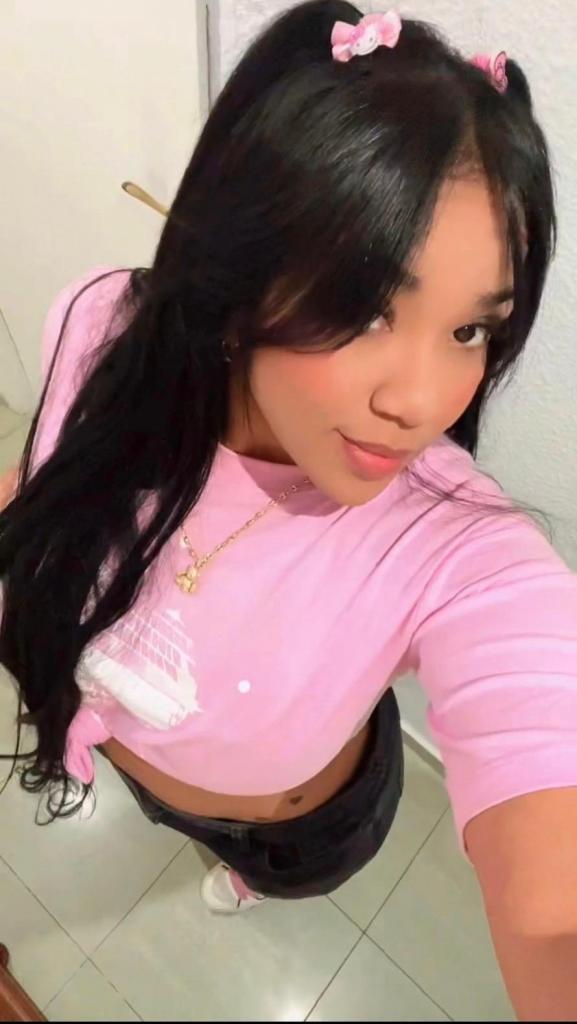 Chica busca chico en Granada: Chica busca chico