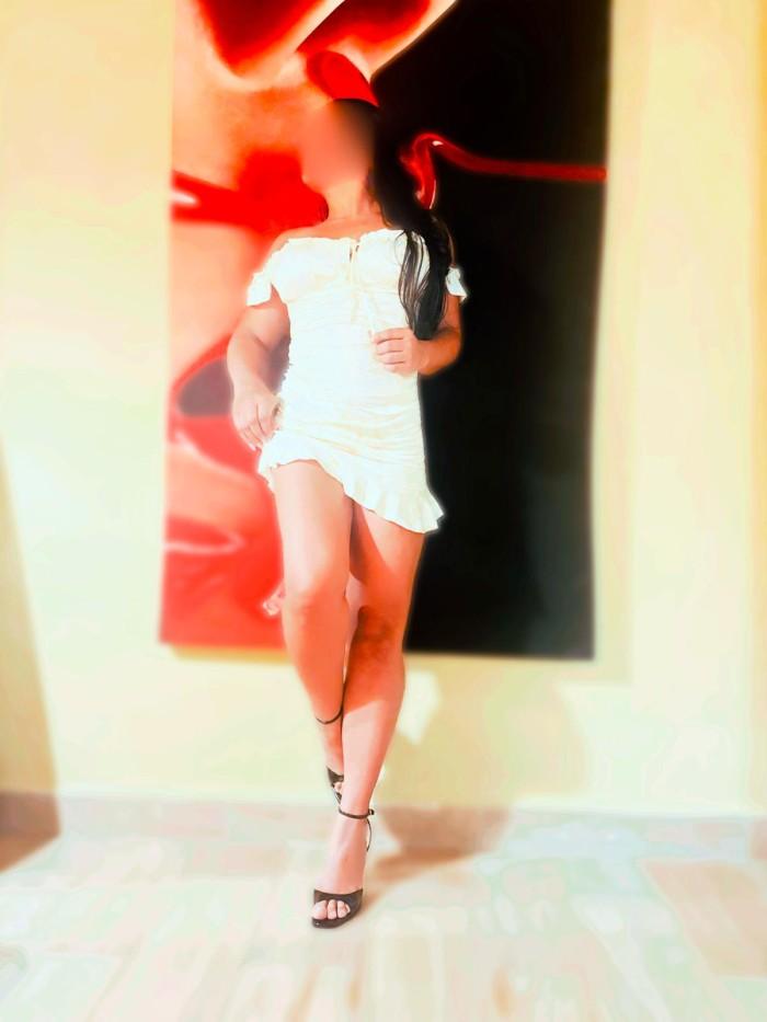 Chica busca chico en Ibiza: 
