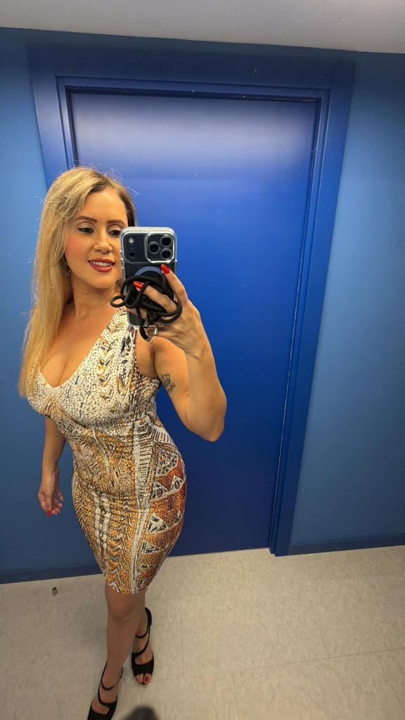 641837652: Chica busca chico en León