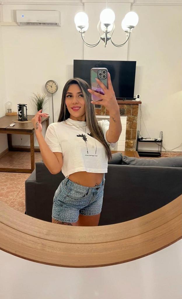 642654540: Chica busca chico en Mallorca