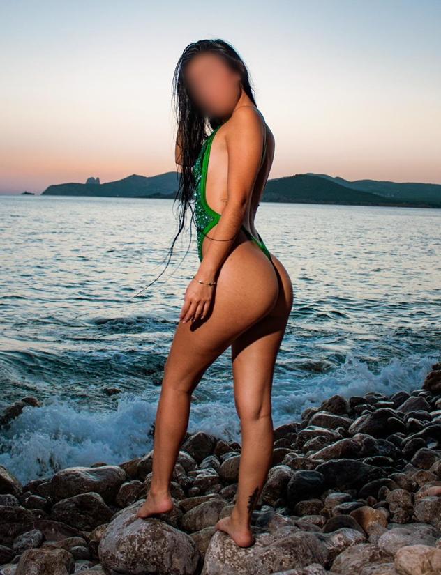 Chica busca chico en Sevilla: 